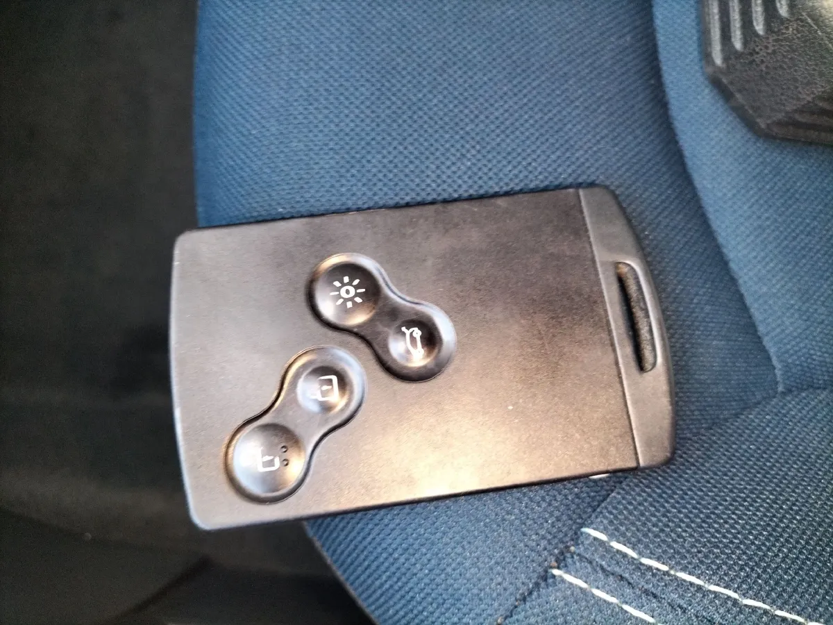 2015 Renault Captur 1.2T 116HP L4 6DCT,autocango,china used car exporter,china ev exporter,chinese used car exporter,chinese used ev exporter