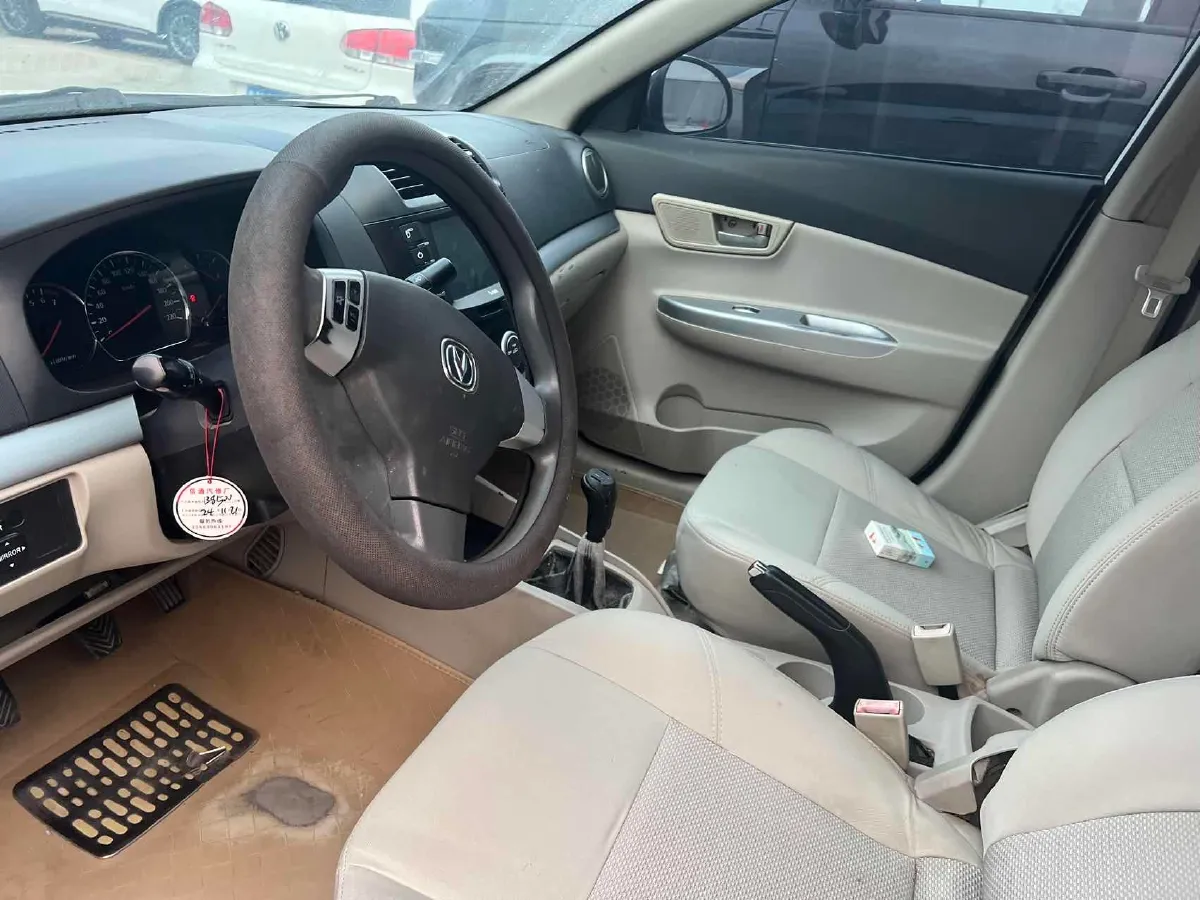 2012 ChangAn Alsvin V5 1.5L 114HP L4 5MT,autocango,china used car exporter,china ev exporter,chinese used car exporter,chinese used ev exporter