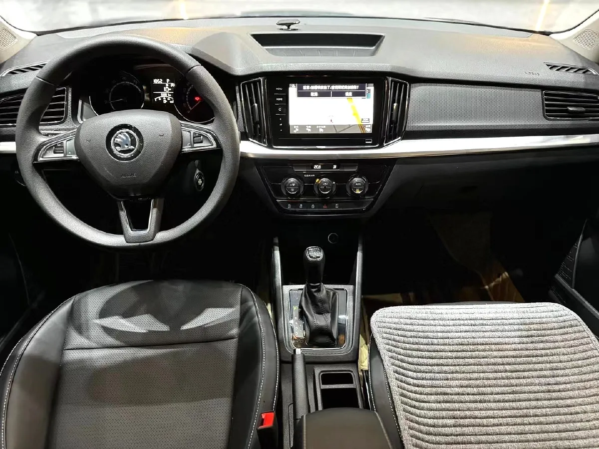 2022 Skoda Kamiq 1.5L 112HP L4 6AT,autocango,china used car exporter,china ev exporter,chinese used car exporter,chinese used ev exporter