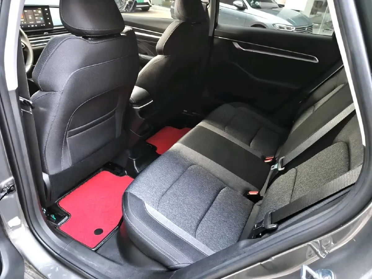 2025 Geely Emgrand 1.5L 127HP L4 5MT,autocango,china used car exporter,china ev exporter,chinese used car exporter,chinese used ev exporter