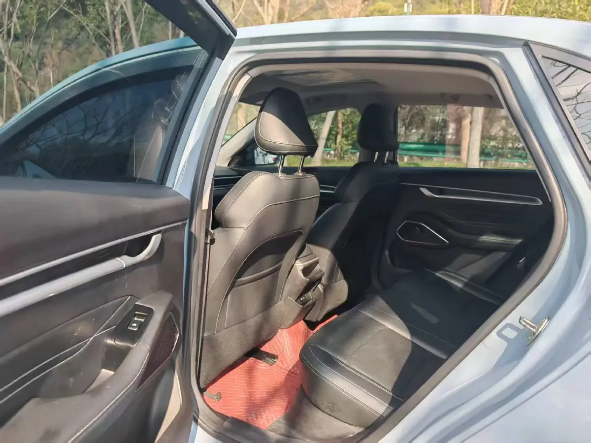 2023 Geely Emgrand 1.5L 127HP L4 5MT,autocango,china used car exporter,china ev exporter,chinese used car exporter,chinese used ev exporter