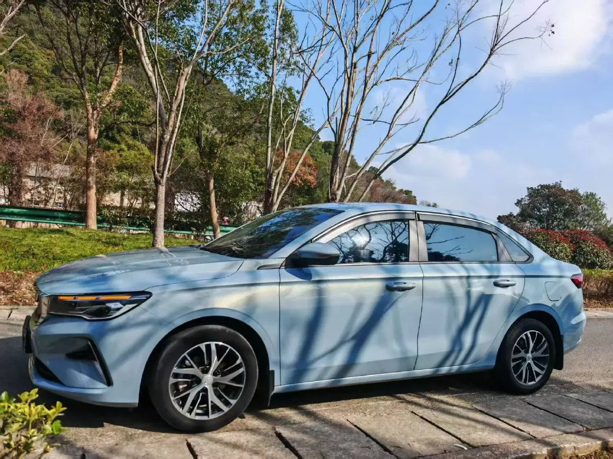 2023 Geely Emgrand 1.5L 127HP L4 5MT,autocango,china used car exporter,china ev exporter,chinese used car exporter,chinese used ev exporter