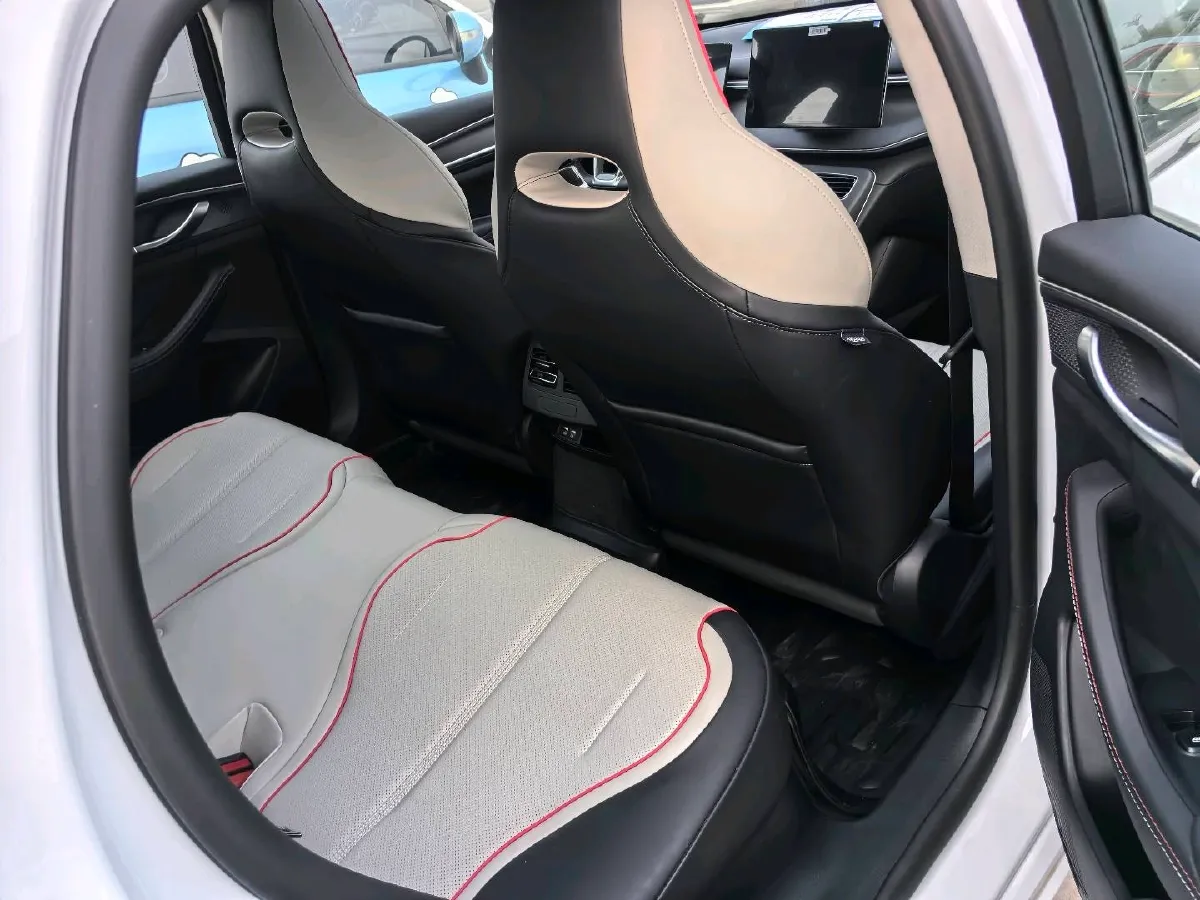 2022 BYD Destroyer 05 1.5L 110HP L4 E-CVT PHEV 8.3KWH,autocango,china used car exporter,china ev exporter,chinese used car exporter,chinese used ev exporter