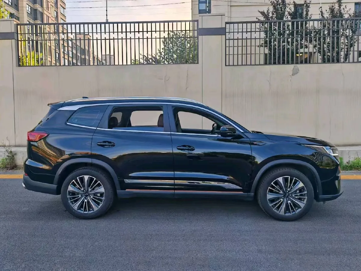 2024 Chery Tiggo 8 PRO 2.0T 254HP L4 7DCT,autocango,china used car exporter,china ev exporter,chinese used car exporter,chinese used ev exporter