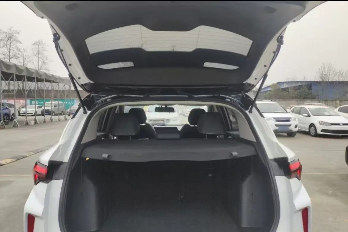 2022 Geely Coolray 1.5T 181HP L4 7DCT,autocango,china used car exporter,china ev exporter,chinese used car exporter,chinese used ev exporter