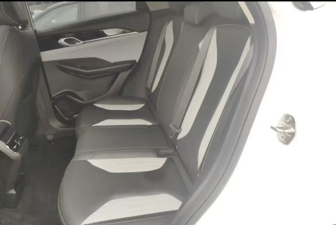 2022 Geely Coolray 1.5T 181HP L4 7DCT,autocango,china used car exporter,china ev exporter,chinese used car exporter,chinese used ev exporter