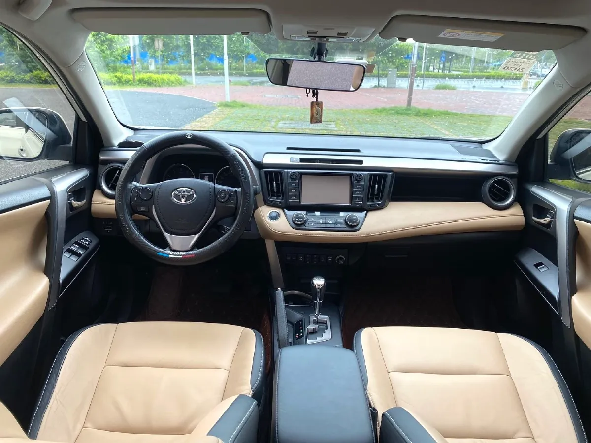 2016 Toyota RAV4 2.0L 151HP L4 CVT,autocango,china used car exporter,china ev exporter,chinese used car exporter,chinese used ev exporter