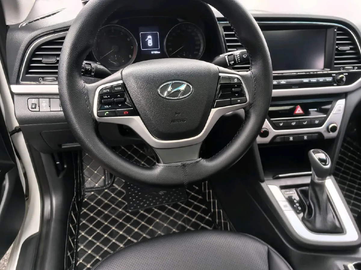 2016 Hyundai Elantra 1.6L 130HP L4 6AT,autocango,china used car exporter,china ev exporter,chinese used car exporter,chinese used ev exporter