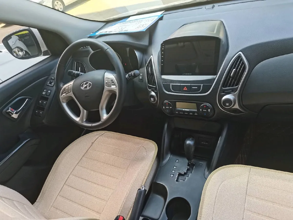 2015 Hyundai ix35 2.0L 160HP L4 6AT,autocango,china used car exporter,china ev exporter,chinese used car exporter,chinese used ev exporter