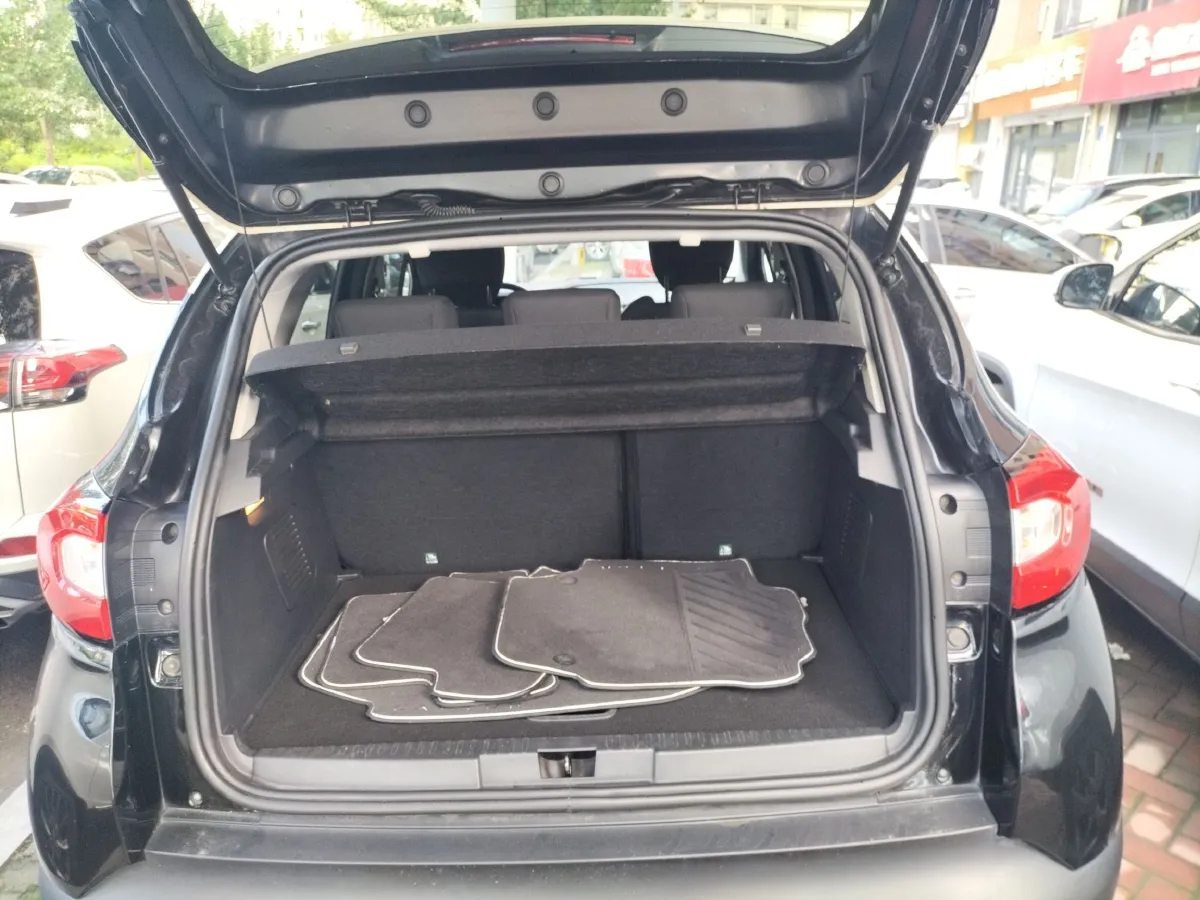 2015 Renault Captur 1.2T 116HP L4 6DCT,autocango,china used car exporter,china ev exporter,chinese used car exporter,chinese used ev exporter