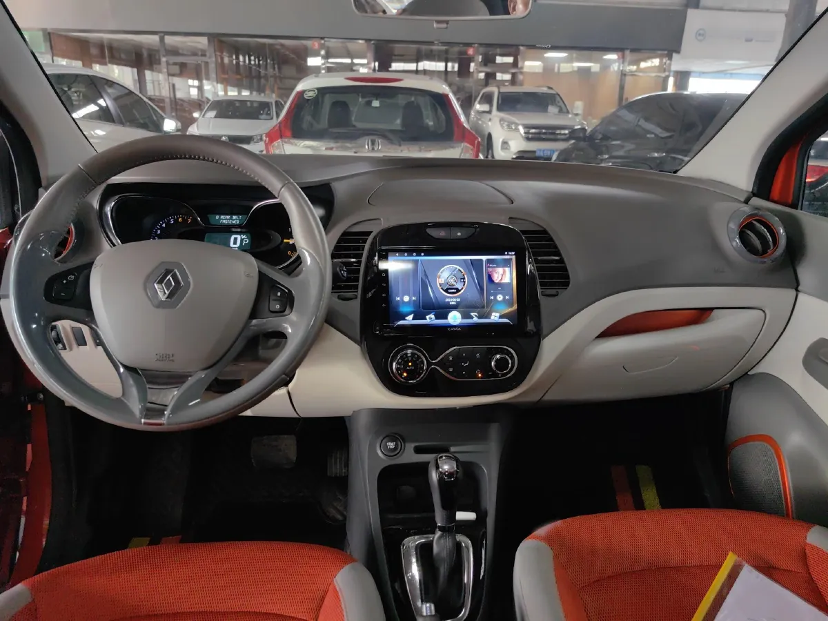 2015 Renault Captur 1.2T 116HP L4 6DCT,autocango,china used car exporter,china ev exporter,chinese used car exporter,chinese used ev exporter