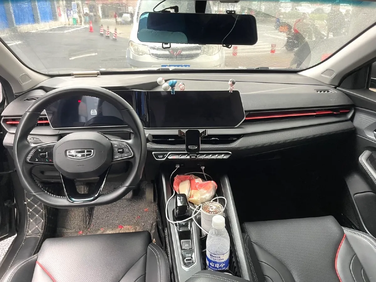 2022 Geely Binray 1.5T 181HP L4 7DCT,autocango,china used car exporter,china ev exporter,chinese used car exporter,chinese used ev exporter