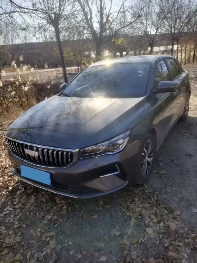 2025 Geely Emgrand 1.5L 127HP L4 5MT