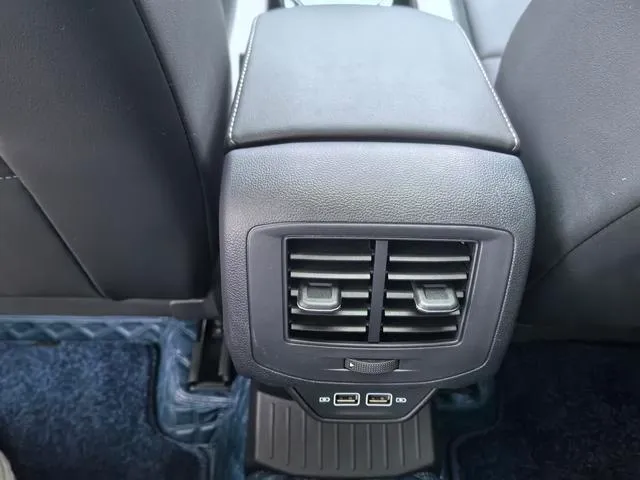 2023 Volkswagen T-Roc 1.5T 160HP L4 7DCT,autocango,china used car exporter,china ev exporter,chinese used car exporter,chinese used ev exporter