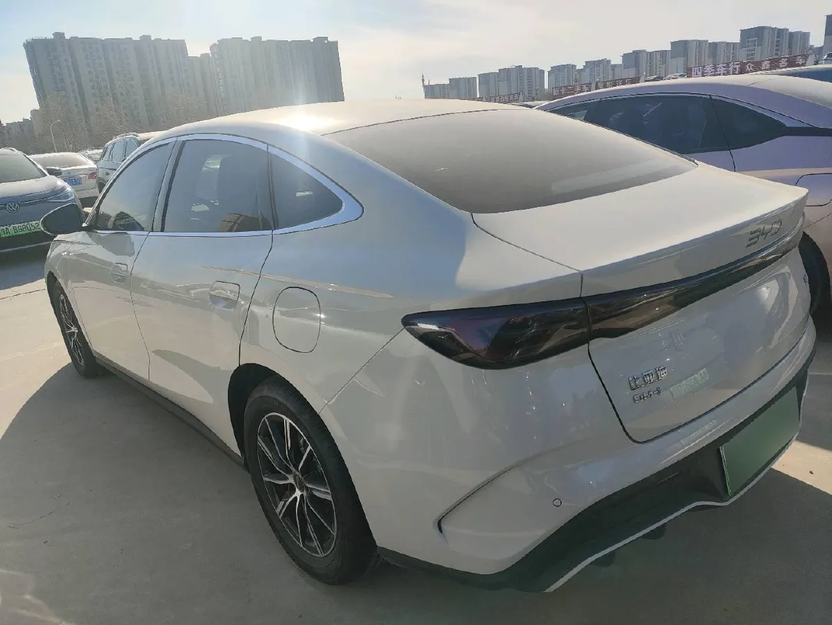 2024 BYD Seal06 DM-i 1.5L 101HP L4 E-CVT PHEV 10.08KWH,autocango,china used car exporter,china ev exporter,chinese used car exporter,chinese used ev exporter