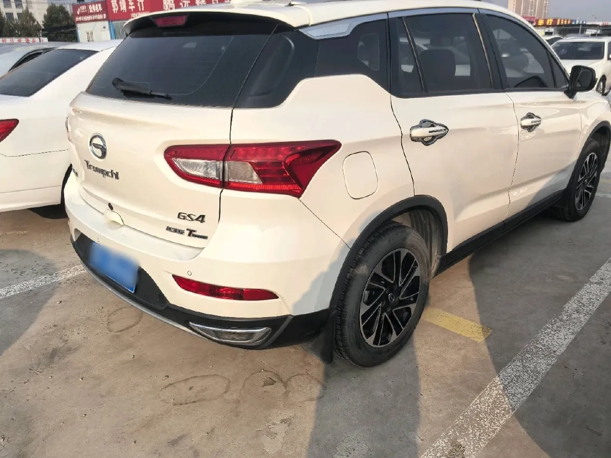 2016 GAC Trumpchi GS4 1.5T 152HP L4 7DCT,autocango,china used car exporter,china ev exporter,chinese used car exporter,chinese used ev exporter