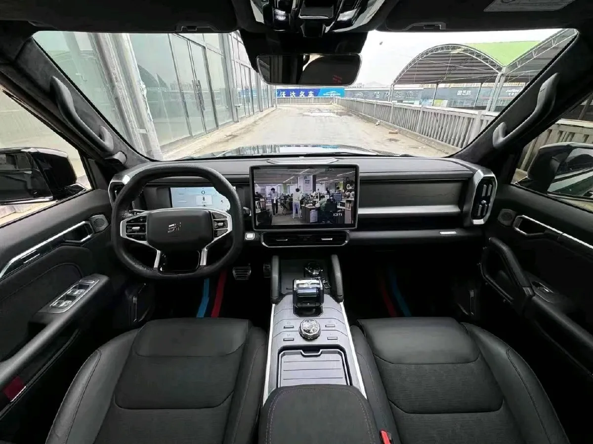 2023 Jetour Traveller 2.0T 254HP L4 8AT,autocango,china used car exporter,china ev exporter,chinese used car exporter,chinese used ev exporter