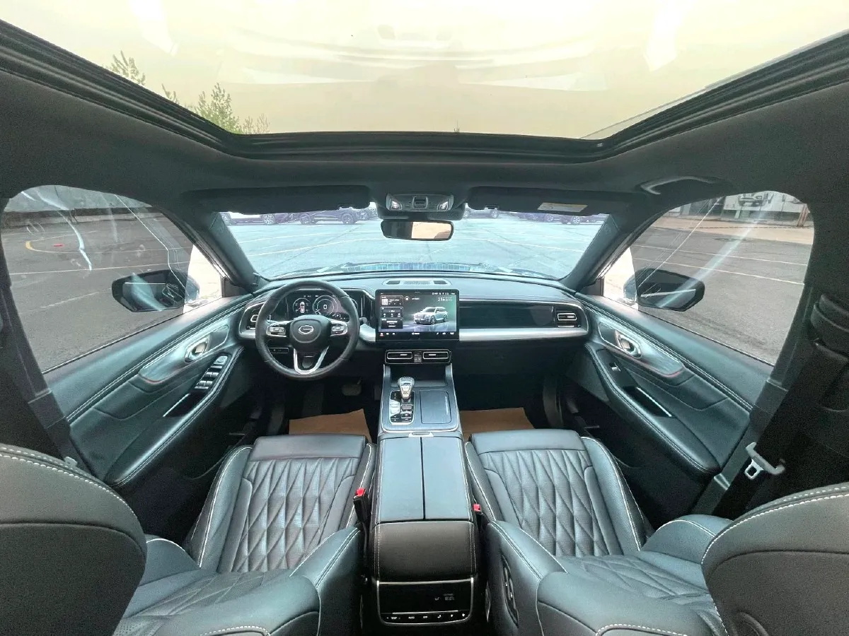 2022 GAC Trumpchi GS8 2.0T 252HP L4 8AT,autocango,china used car exporter,china ev exporter,chinese used car exporter,chinese used ev exporter