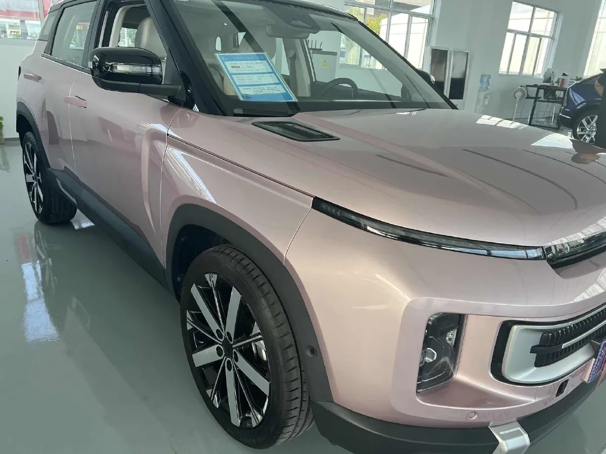 2023 Geely ICON 1.5T 181HP L4 7DCT,autocango,china used car exporter,china ev exporter,chinese used car exporter,chinese used ev exporter