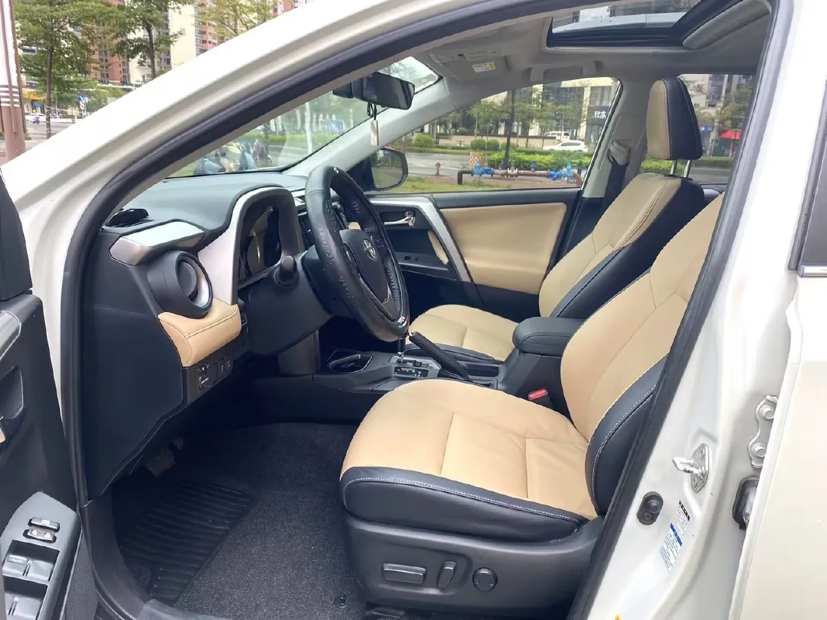 2016 Toyota RAV4 2.0L 151HP L4 CVT,autocango,china used car exporter,china ev exporter,chinese used car exporter,chinese used ev exporter