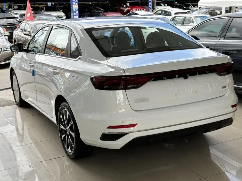 2025 Geely Emgrand 1.5L 127HP L4 CVT,autocango,china used car exporter,china ev exporter,chinese used car exporter,chinese used ev exporter