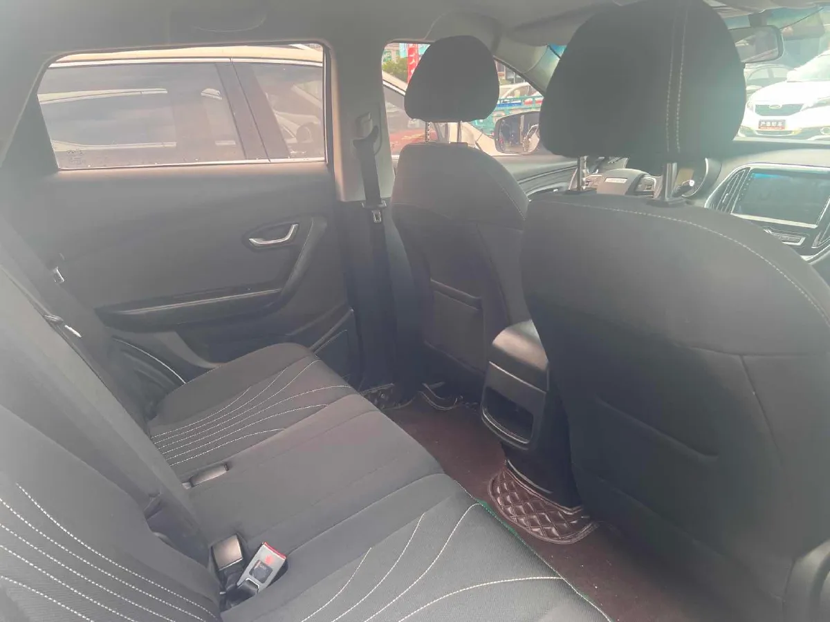 2020 Jetour X70M 1.5T 156HP L4 6MT,autocango,china used car exporter,china ev exporter,chinese used car exporter,chinese used ev exporter