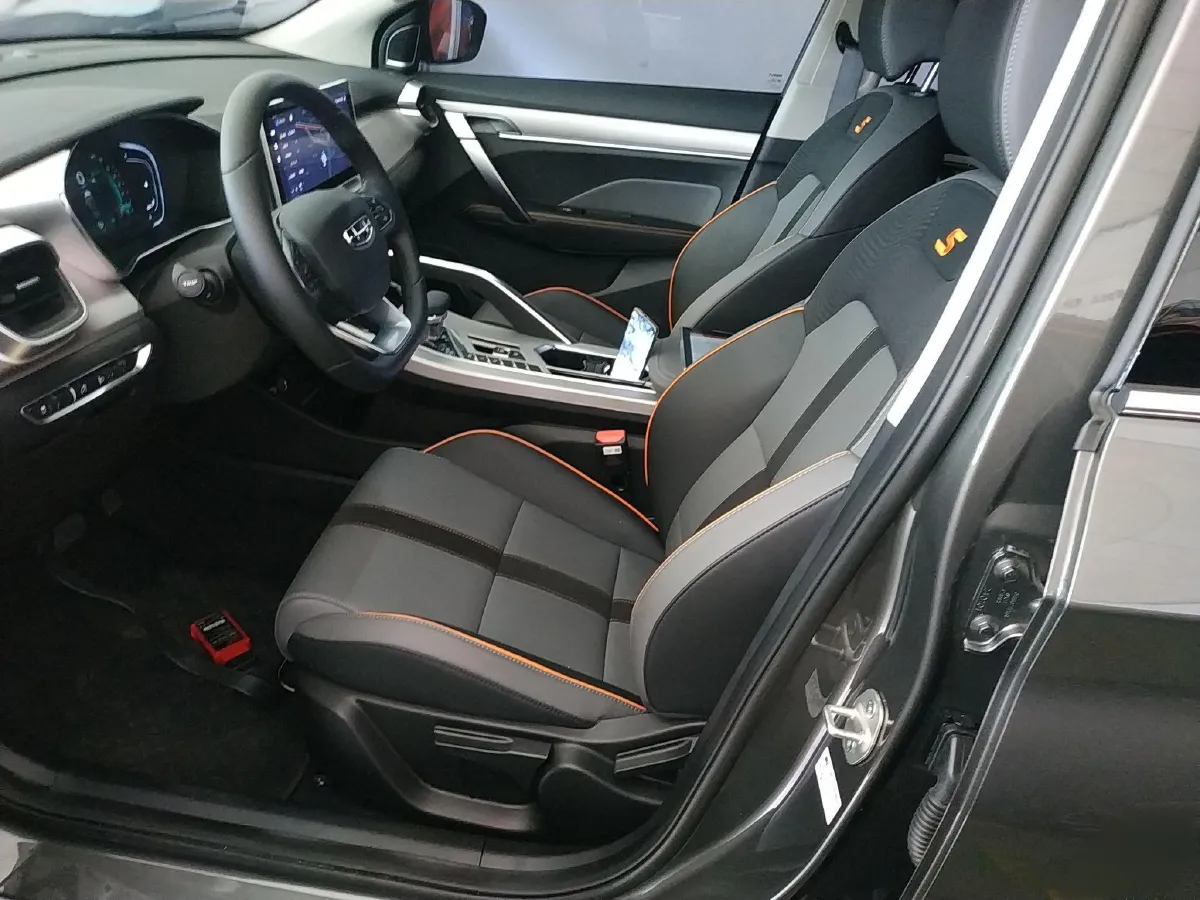 2023 Geely Coolray 1.5T 181HP L4 7DCT,autocango,china used car exporter,china ev exporter,chinese used car exporter,chinese used ev exporter