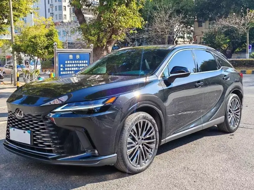 2023 Lexus RX 2.5L 189HP L4 E-CVT Hybrid