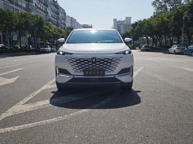 2023 ChangAn UNI-K 2.0T 233HP L4 8AT,autocango,china used car exporter,china ev exporter,chinese used car exporter,chinese used ev exporter
