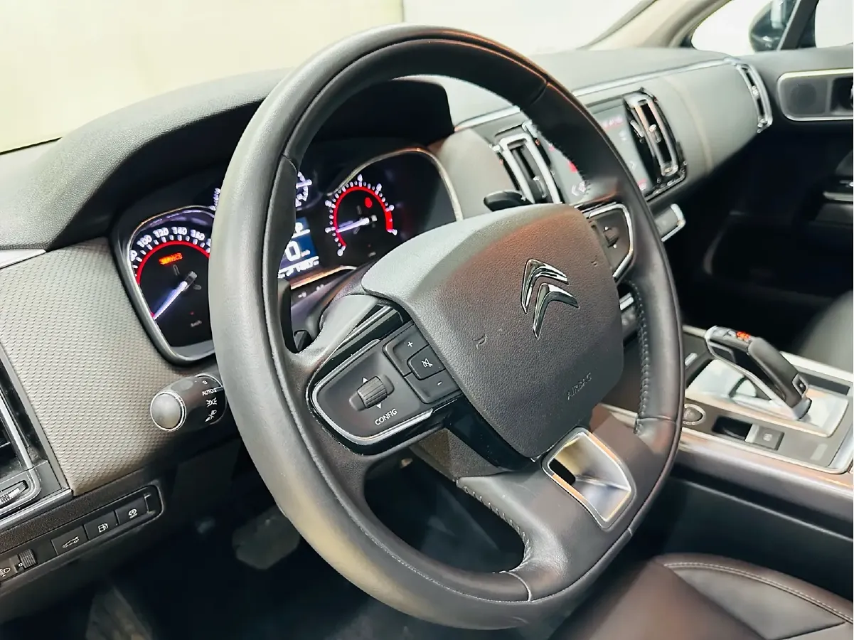 2022 Citroen C6 1.8T 211HP L4 8AT,autocango,china used car exporter,china ev exporter,chinese used car exporter,chinese used ev exporter