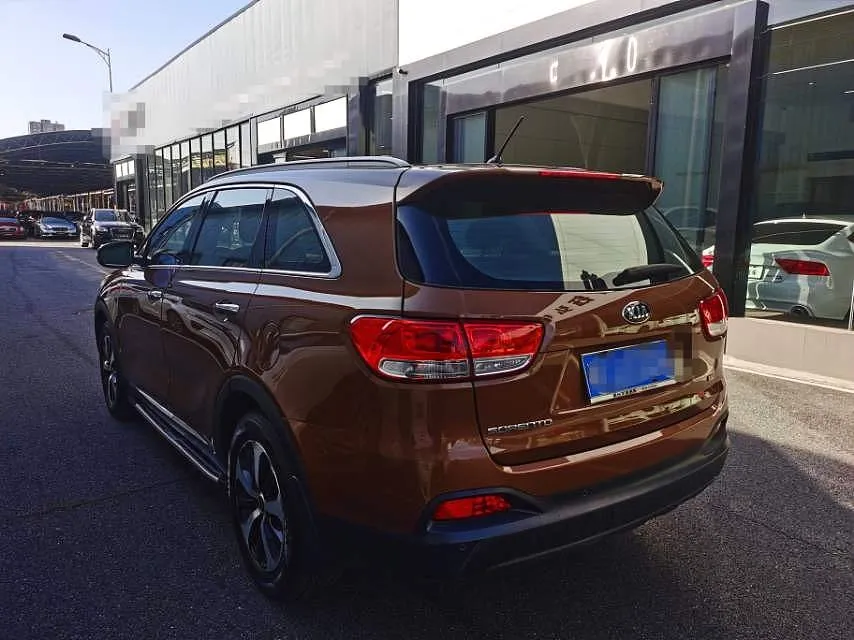 2015 Kia Sorento 2.4L 188HP L4 6AT,autocango,china used car exporter,china ev exporter,chinese used car exporter,chinese used ev exporter