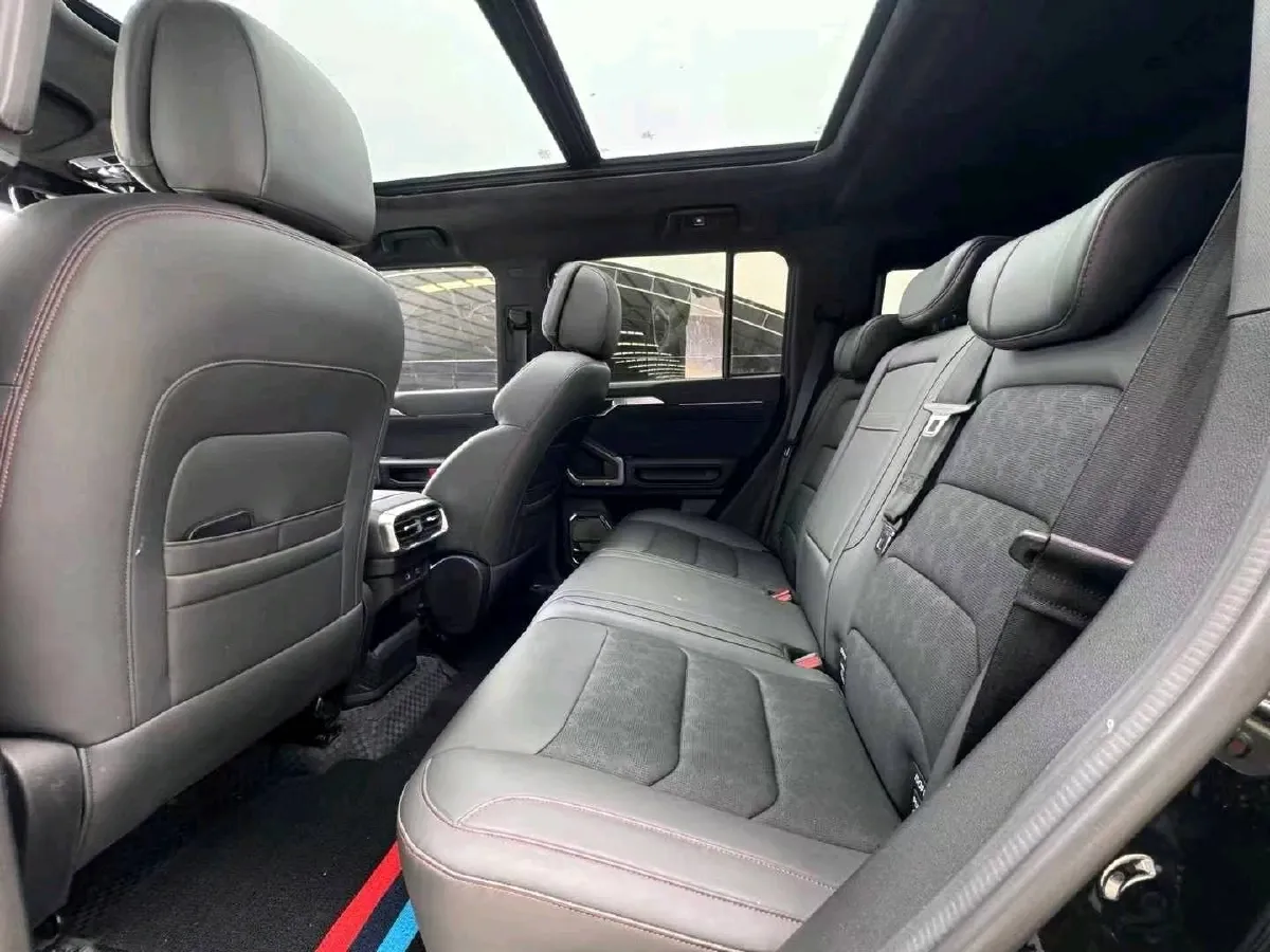 2023 Jetour Traveller 2.0T 254HP L4 8AT,autocango,china used car exporter,china ev exporter,chinese used car exporter,chinese used ev exporter