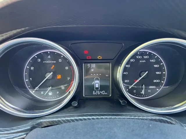 2017 Zotye T300 1.5L 112HP L4 5MT,autocango,china used car exporter,china ev exporter,chinese used car exporter,chinese used ev exporter