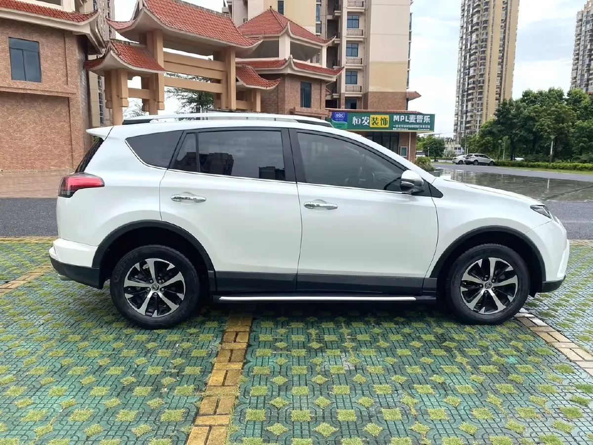 2016 Toyota RAV4 2.0L 151HP L4 CVT,autocango,china used car exporter,china ev exporter,chinese used car exporter,chinese used ev exporter