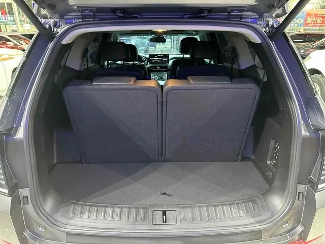 2023 Hyundai Santafe 2.0T 230HP L4 8AT,autocango,china used car exporter,china ev exporter,chinese used car exporter,chinese used ev exporter