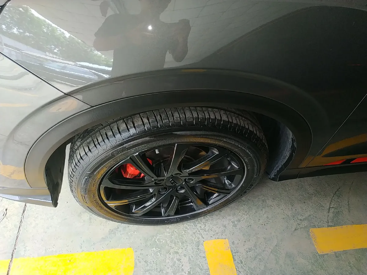 2023 Geely Coolray 1.5T 181HP L4 7DCT,autocango,china used car exporter,china ev exporter,chinese used car exporter,chinese used ev exporter