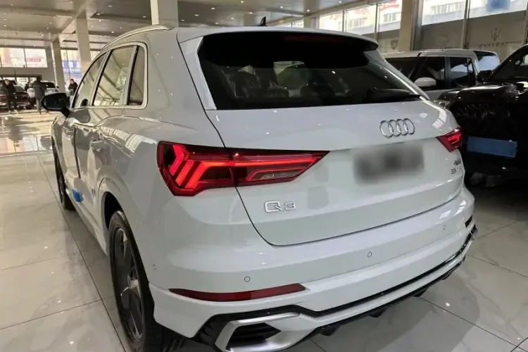 2024 Audi Q3 1.5T 160HP L4 7DCT,autocango,china used car exporter,china ev exporter,chinese used car exporter,chinese used ev exporter