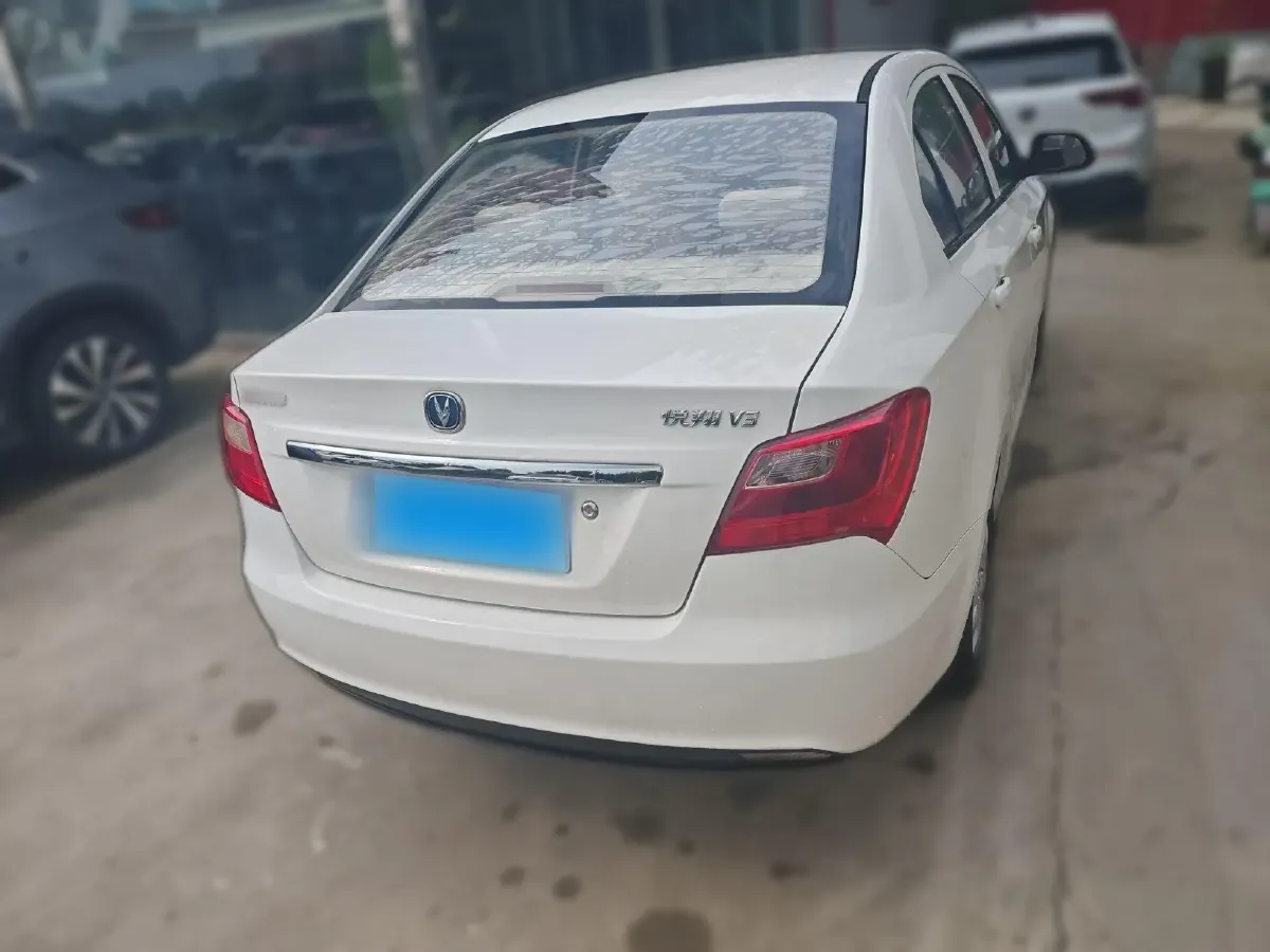 2015 ChangAn Alsvin V3 1.4L 101HP L4 5MT,autocango,china used car exporter,china ev exporter,chinese used car exporter,chinese used ev exporter