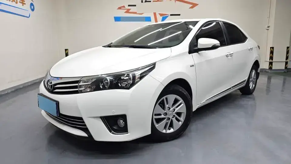 2016 Toyota Corolla 1.6L 122HP L4 CVT