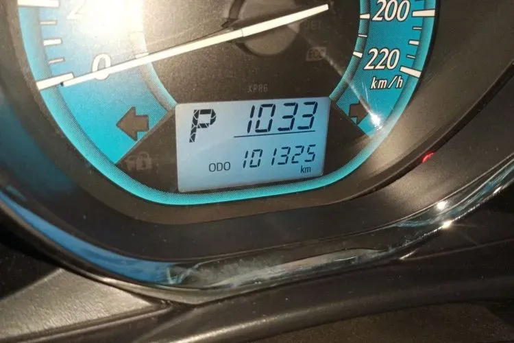 2015 Toyota Yaris L 1.5L 107HP L4 4AT,autocango,china used car exporter,china ev exporter,chinese used car exporter,chinese used ev exporter