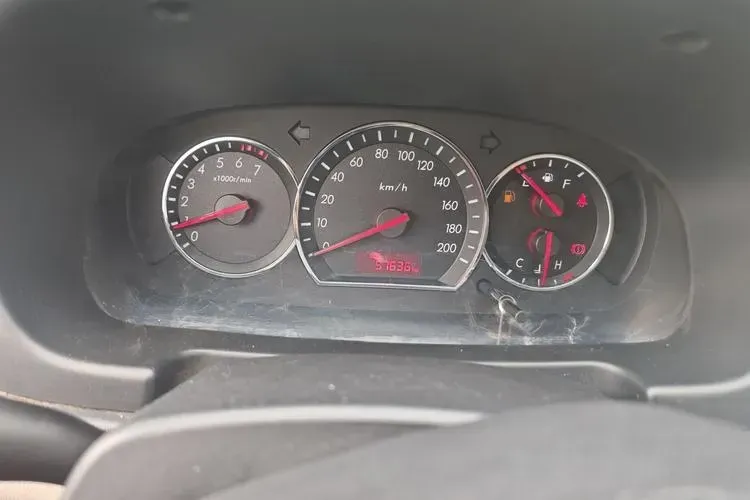 2015 ChangAn Alsvin V3 1.4L 101HP L4 5MT,autocango,china used car exporter,china ev exporter,chinese used car exporter,chinese used ev exporter