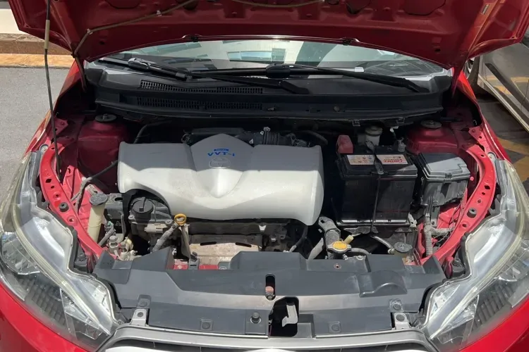 2015 Toyota Yaris L 1.5L 107HP L4 4AT,autocango,china used car exporter,china ev exporter,chinese used car exporter,chinese used ev exporter