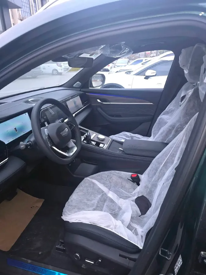 2025 Geely Monjaro 2.0T 238HP L4 8AT,autocango,china used car exporter,china ev exporter,chinese used car exporter,chinese used ev exporter