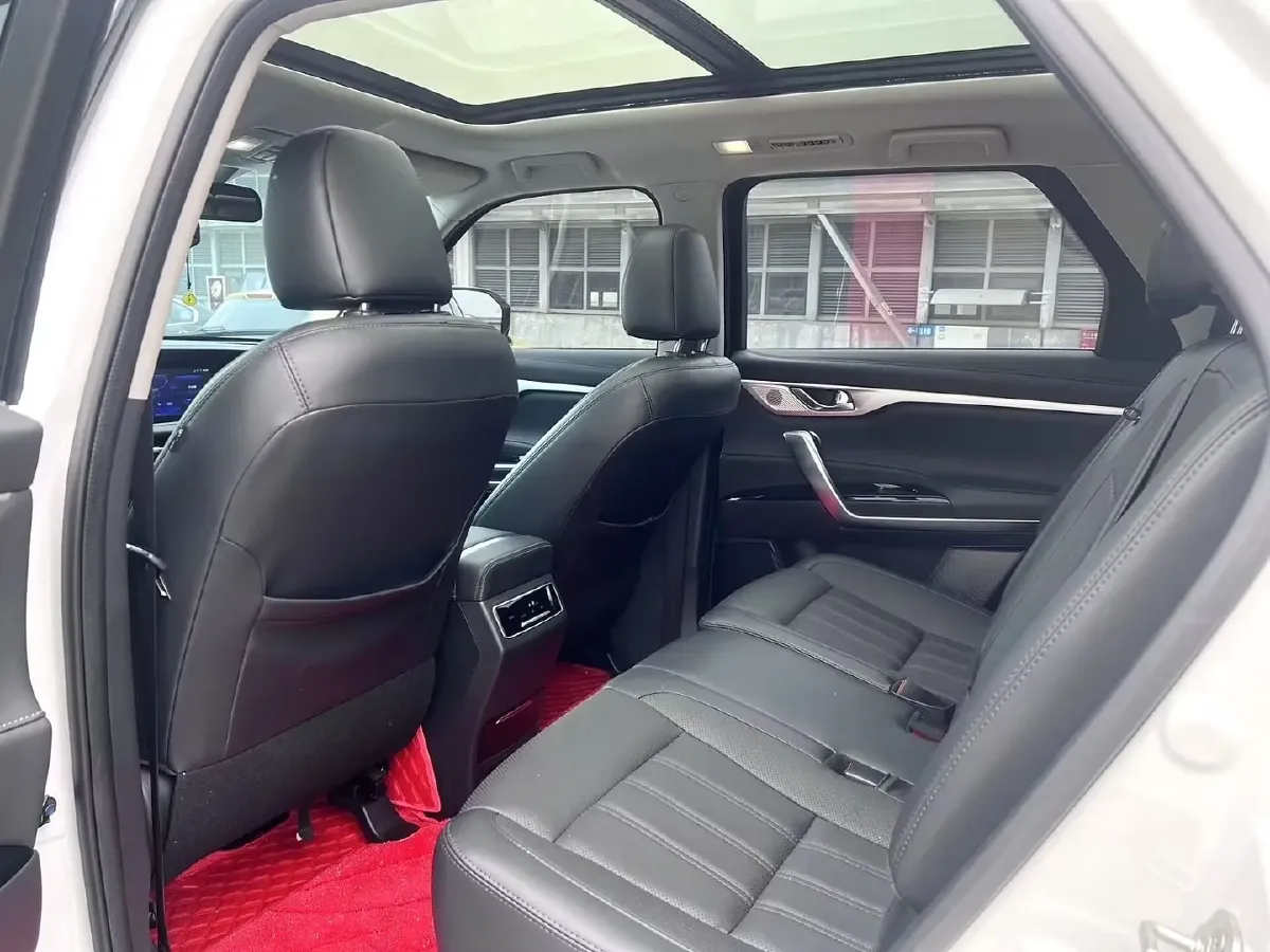 2021 ChangAn CS95 2.0T 233HP L4 6AT,autocango,china used car exporter,china ev exporter,chinese used car exporter,chinese used ev exporter