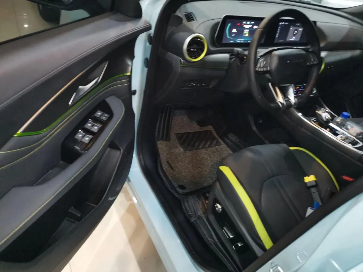 2023 DongFeng Forthing Thunder BEV 85.9KWH,autocango,china used car exporter,china ev exporter,chinese used car exporter,chinese used ev exporter