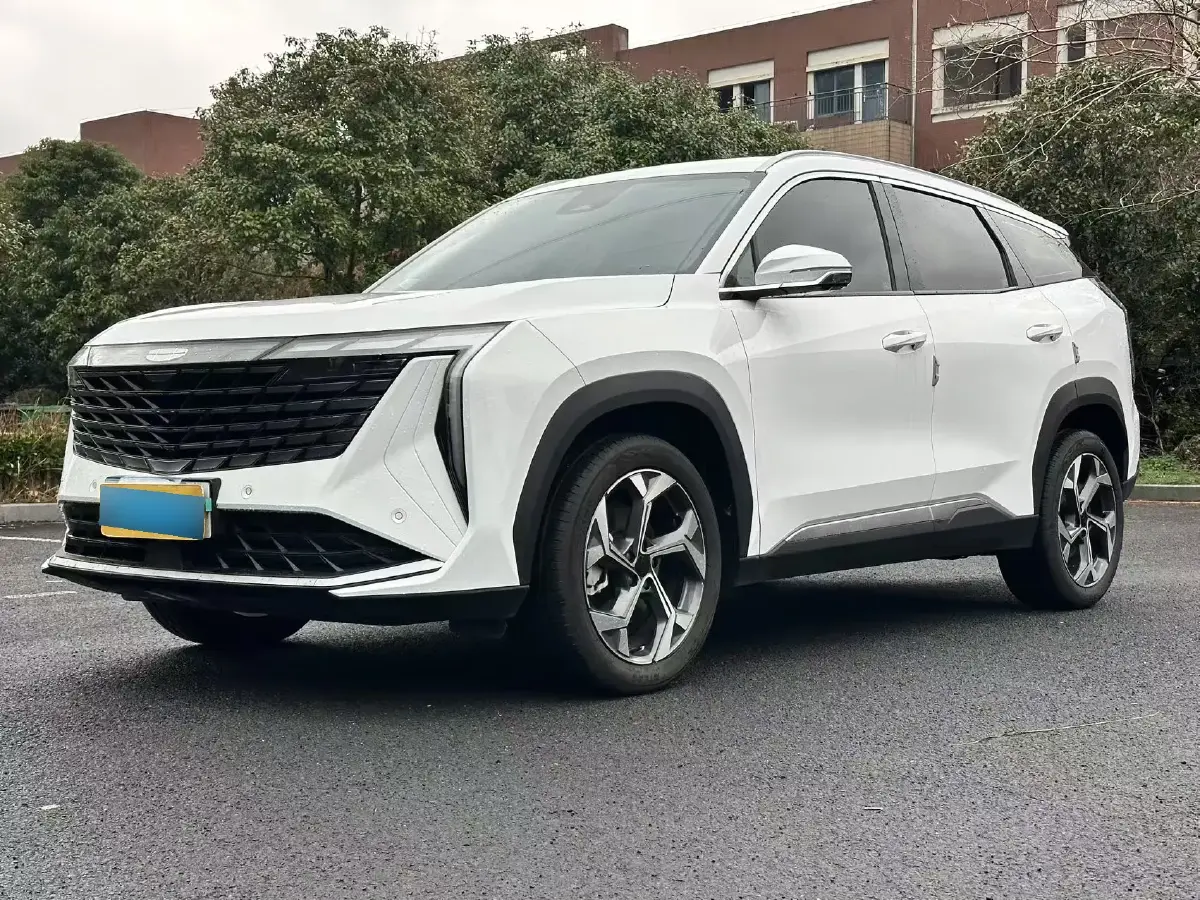 2023 Geely StarRay 1.5T 181HP L4 7DCT