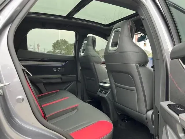 2022 Jetour DASHING 1.6T 197HP L4 7DCT,autocango,china used car exporter,china ev exporter,chinese used car exporter,chinese used ev exporter