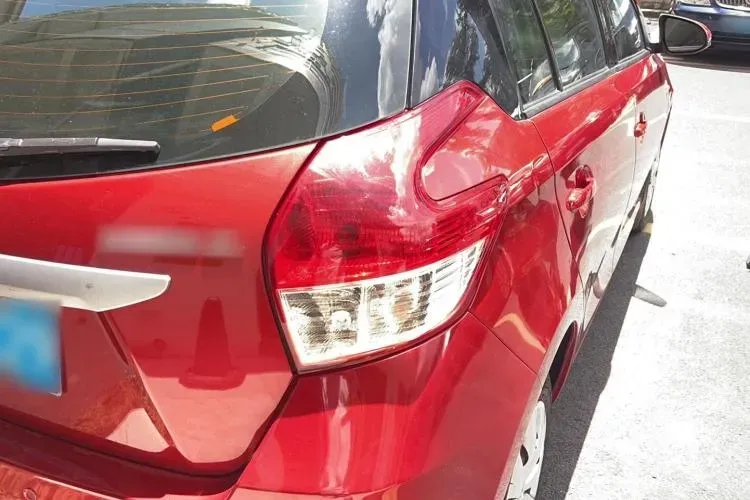 2015 Toyota Yaris L 1.5L 107HP L4 4AT,autocango,china used car exporter,china ev exporter,chinese used car exporter,chinese used ev exporter