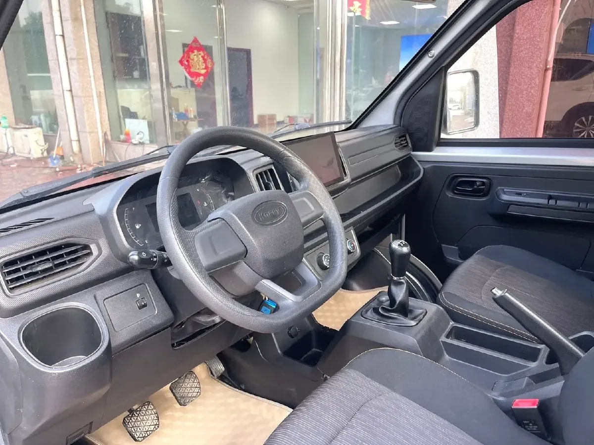 2022 Karry X6 1.6L 122HP L4 5MT,autocango,china used car exporter,china ev exporter,chinese used car exporter,chinese used ev exporter