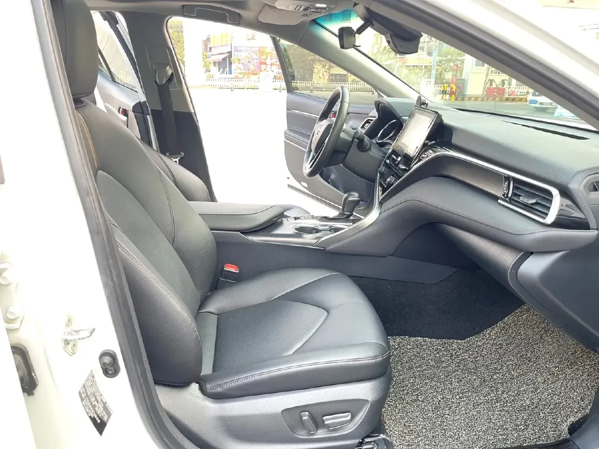 2021 Toyota Camry 2.5L 178HP L4 E-CVT Hybrid,autocango,china used car exporter,china ev exporter,chinese used car exporter,chinese used ev exporter